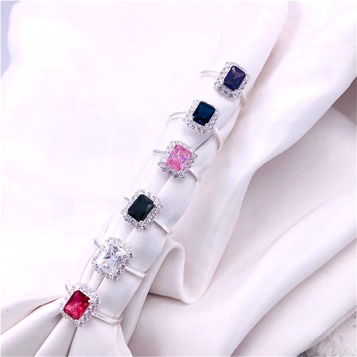 EL MUNDO DE LA PLATA - Anillo para dama de plata  925