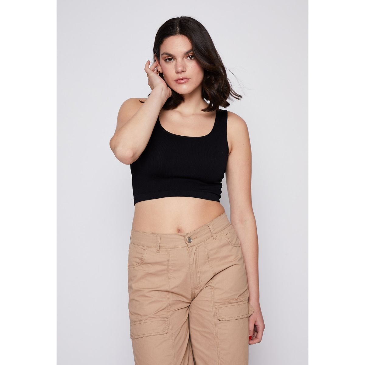 FAMILY SHOP - Polera Mujer Sin Manga Crop Negro Family Shop