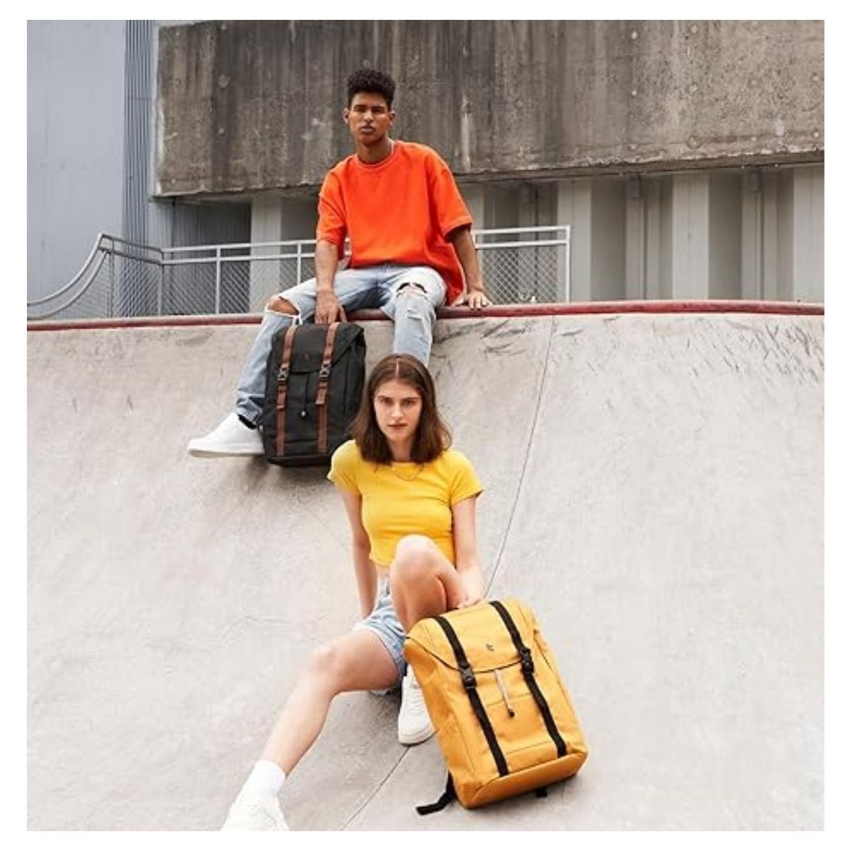 TOMTOC - Tomtoc Mochila VintPack-TA1 17L para Macbook 16 - Amarillo