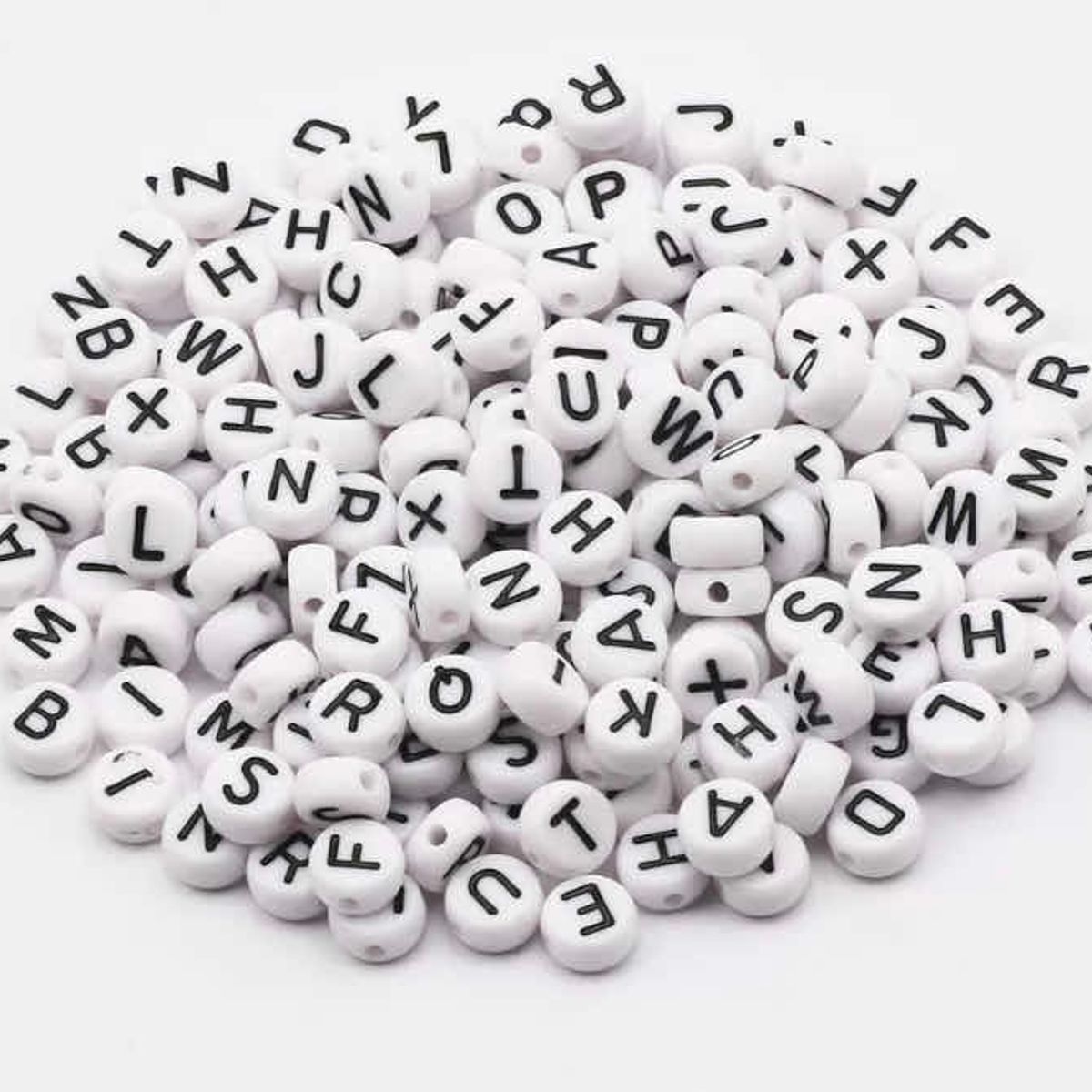 GENERICO - Cuentas con letras surtidas 1000 unidades