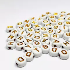 GENERICO - Cuentas con letras surtidas 1000 unidades Dorada