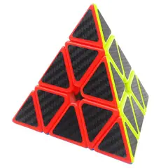 QIYI - CUBO RUBIK PYRAMINX FIBRA CARBONO LUBRICADO