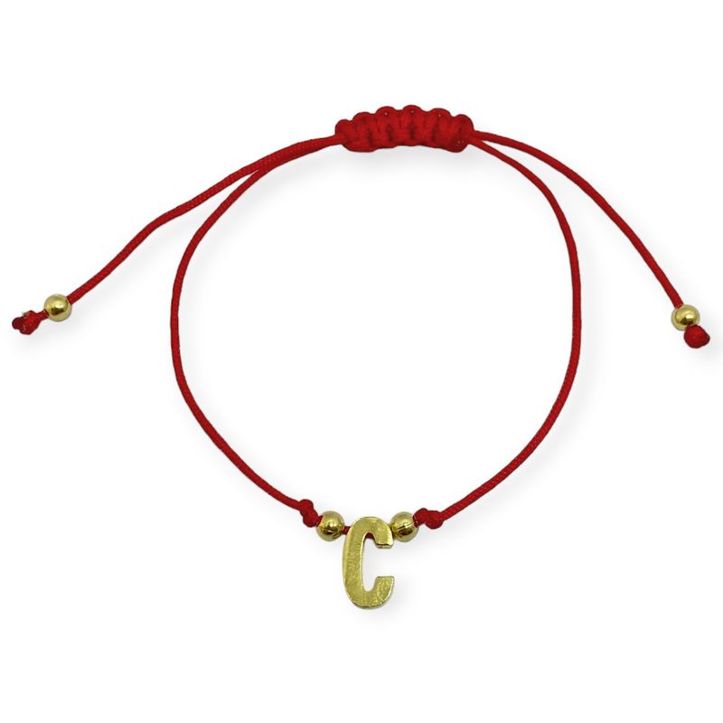 ANDREA COGGIOLA JOYAS - Pulsera Letra C Cordón Rojo Enchapado Oro 18K