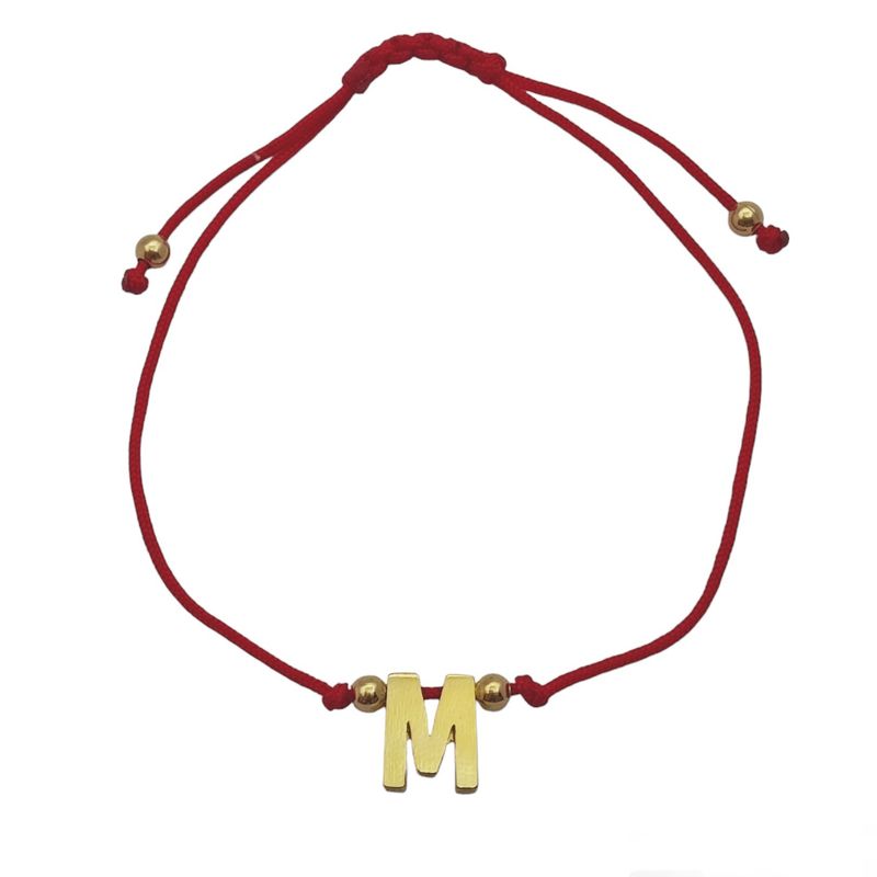 ANDREA COGGIOLA JOYAS - Pulsera Letra M Cordón Rojo Enchapado Oro 18K