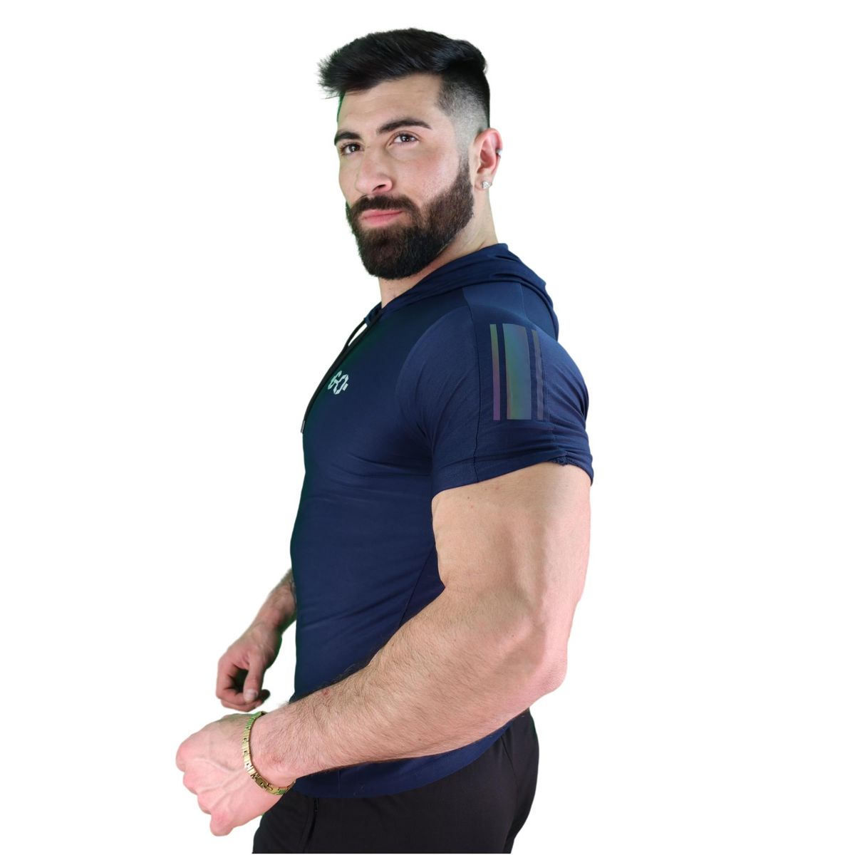 GYM OUTFIT - Polera Entrenamiento Capucha Manga Corta