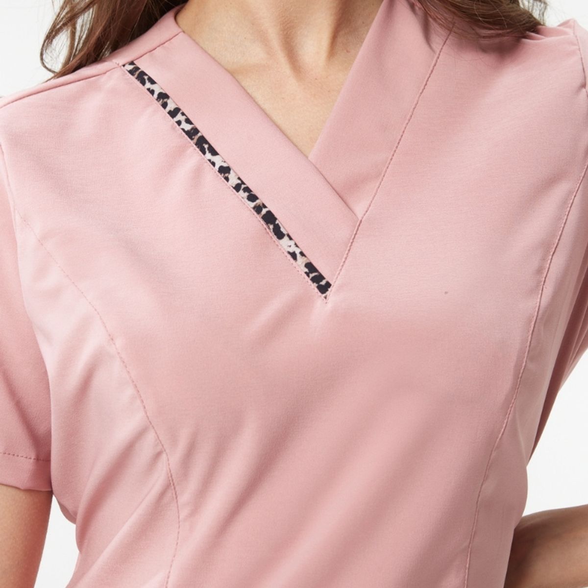 GENERICO - Traje Clínico Emblema Palo Rosa Mujer - Positibe