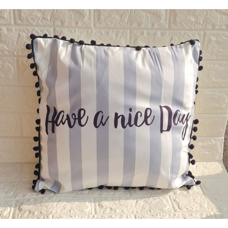 GENERICO - Funda Para Cojin Pompon Decorativa Diseño 62 42x42