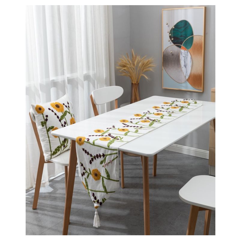 COMPRAPO - Camino de Mesa Bordado Girasoles 33 x 180 Cm.