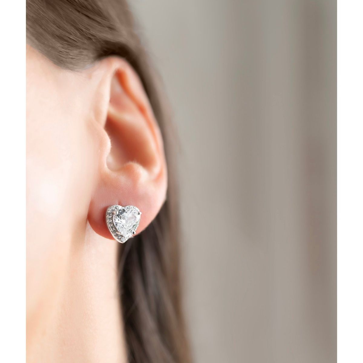 GENERICO - Aros de Plata Punto de Luz Corazón - Adora SIlver