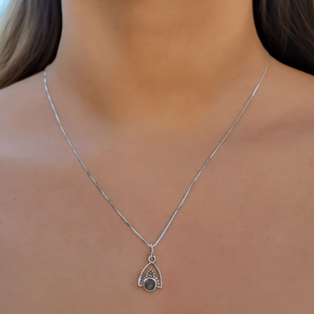 COGGIOLA - Collar Siddhi Piedras Naturales Plata Fina 925