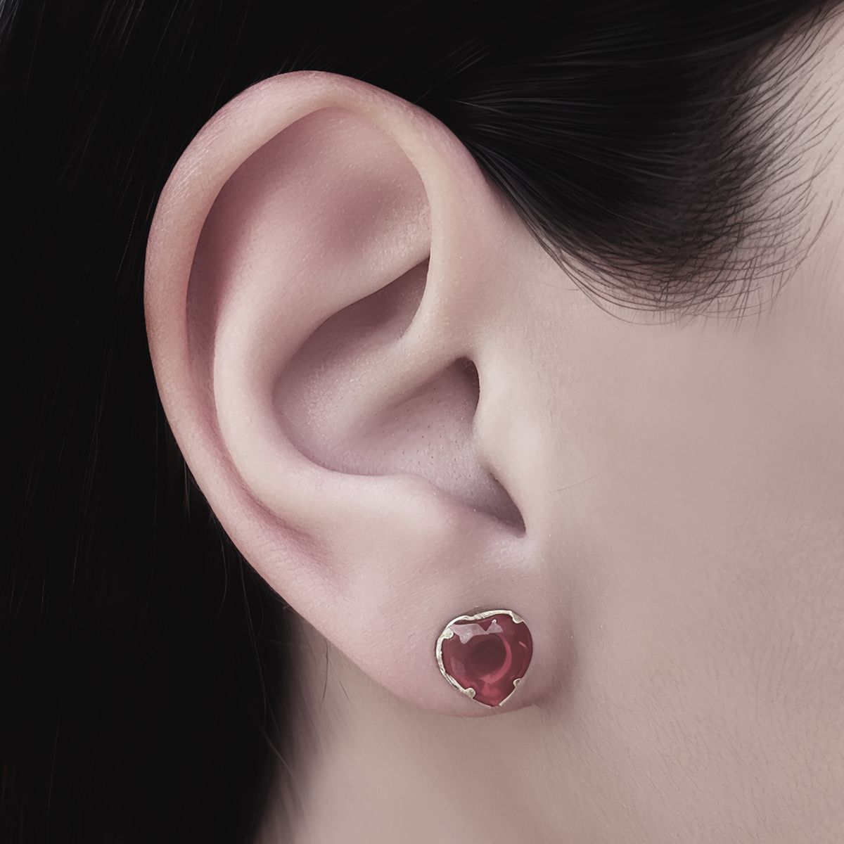 COGGIOLA - Aros Corazón Circón Rojo 8mm Enchapado Oro 18K