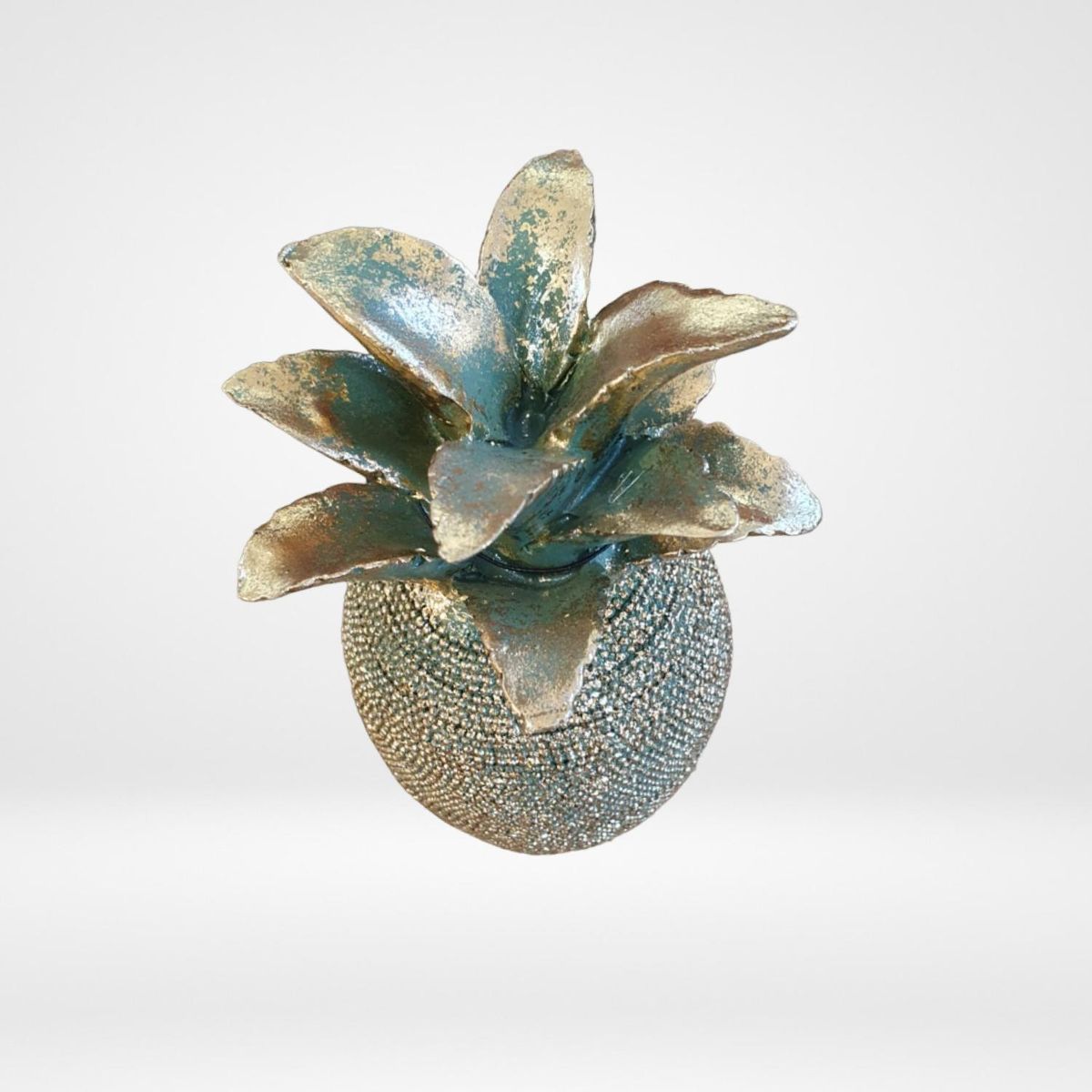 GENERICO - Figura Piña Dorada 15 Cm