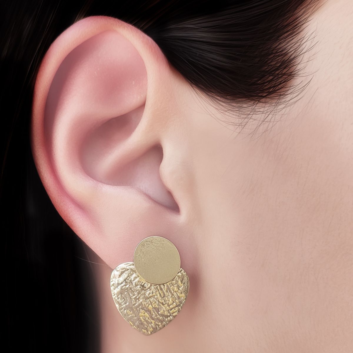 COGGIOLA - Aros Madison Corazón Martillado Enchapado Oro 18K