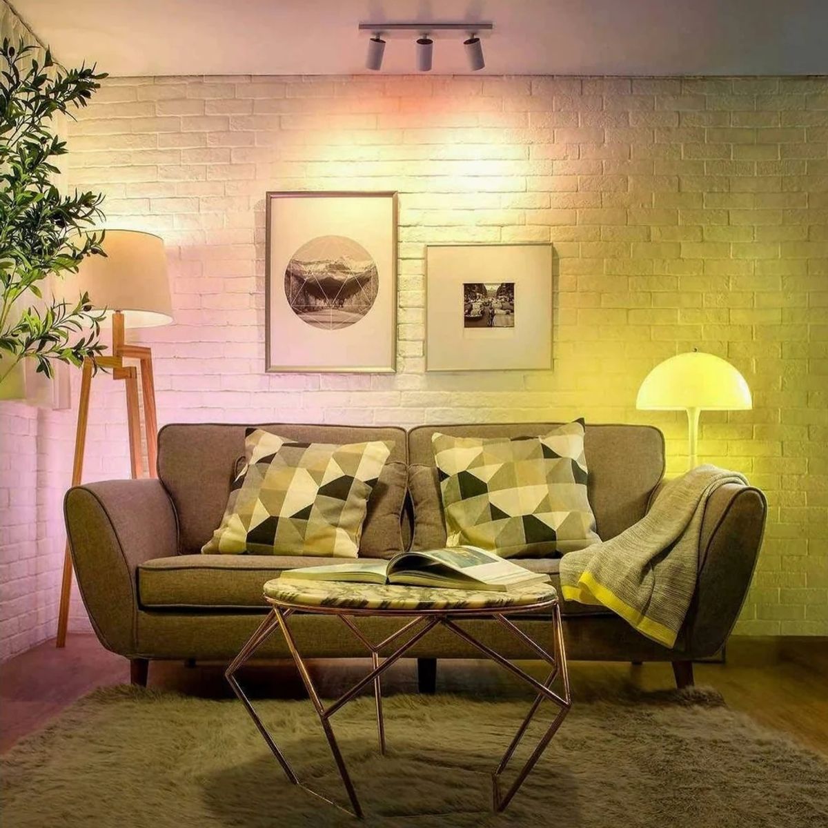 PHILIPS HUE - Philips Smart 60W A60 E27