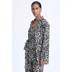 LIOLA - Camisa Larga Estampada Negro