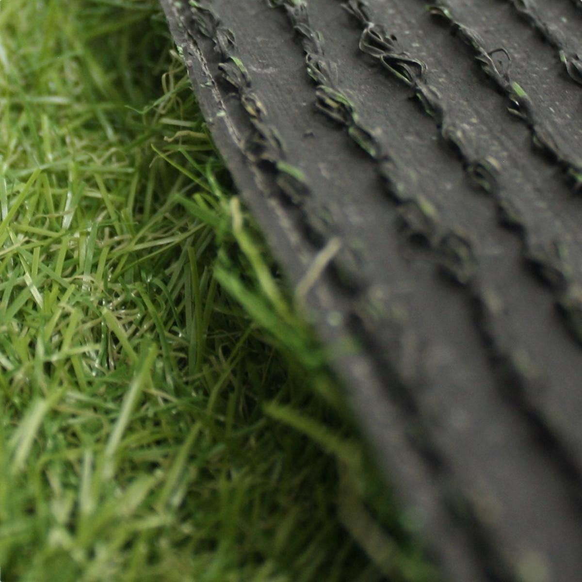 QRUBBER - Pasto Ornamental Puerto Varas 25mm. 2mts x 20mts QRubber