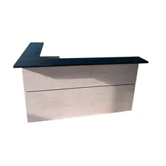 GENERICO - Mueble de recepcion en L frente 2mts y lateral 15mts Doble altura