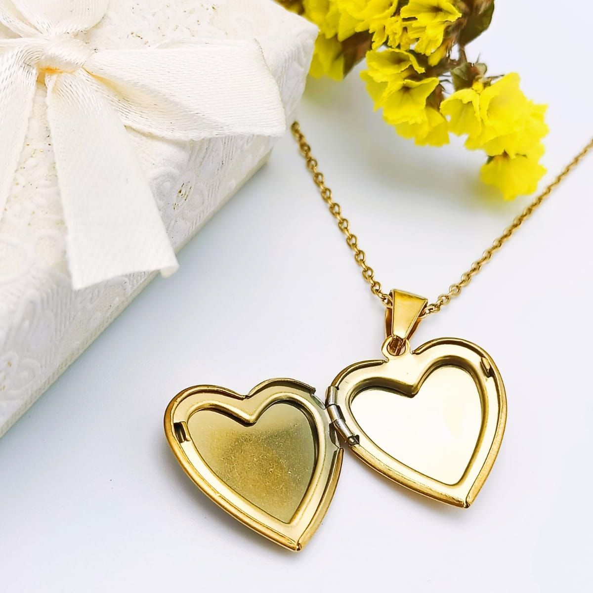 ELBAULDEJUMA - Relicario Corazón Nacar Cadena Guardafoto Chapado En Oro 18k