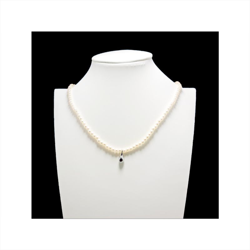 GENERICO - Collar De Perlas Forma De Gota  Color Plateado