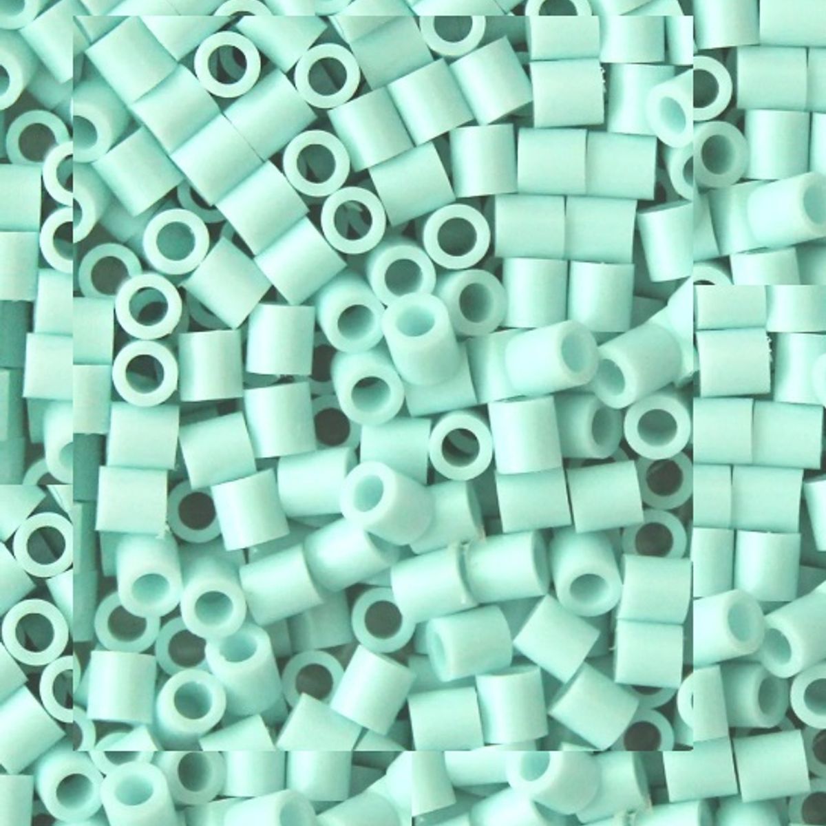 GENERICO - HAMA BEADS PERLER 1500u 5MM CELECTE CLARO 1734