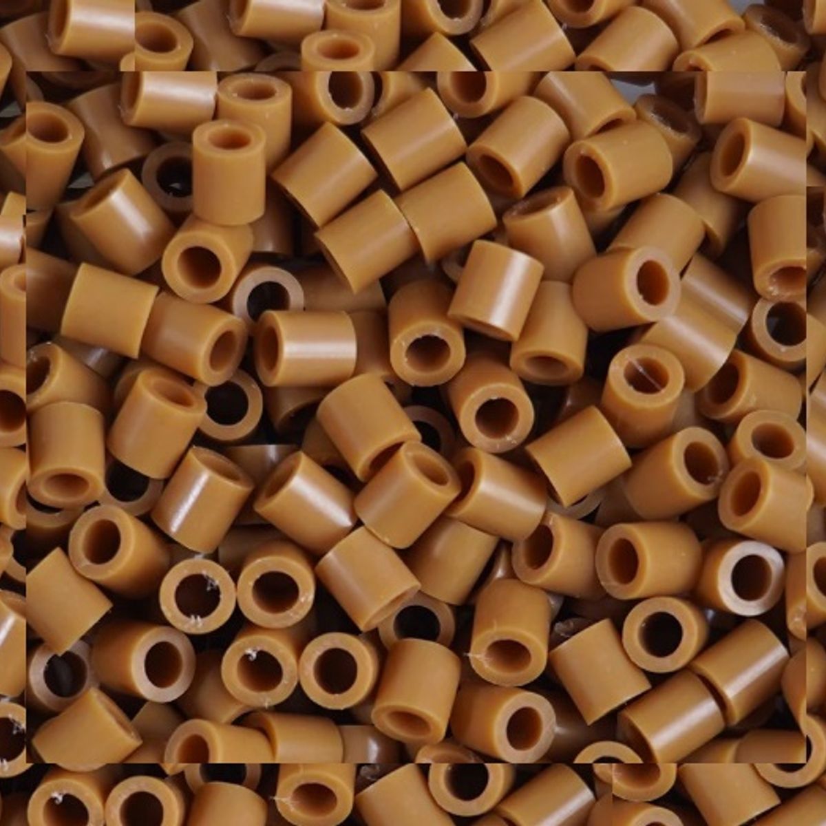 GENERICO - HAMA BEADS PERLER 1500u 5MM CAFE CLARO 4013