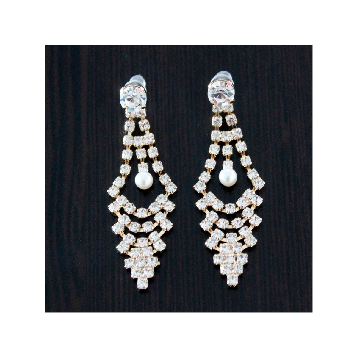 GENERICO - Aros Colgantes Con Perla Y Brillo  Color Dorado