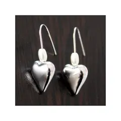 GENERICO - Aros Corazon Y Perla Colgantes Acero Color Plateado