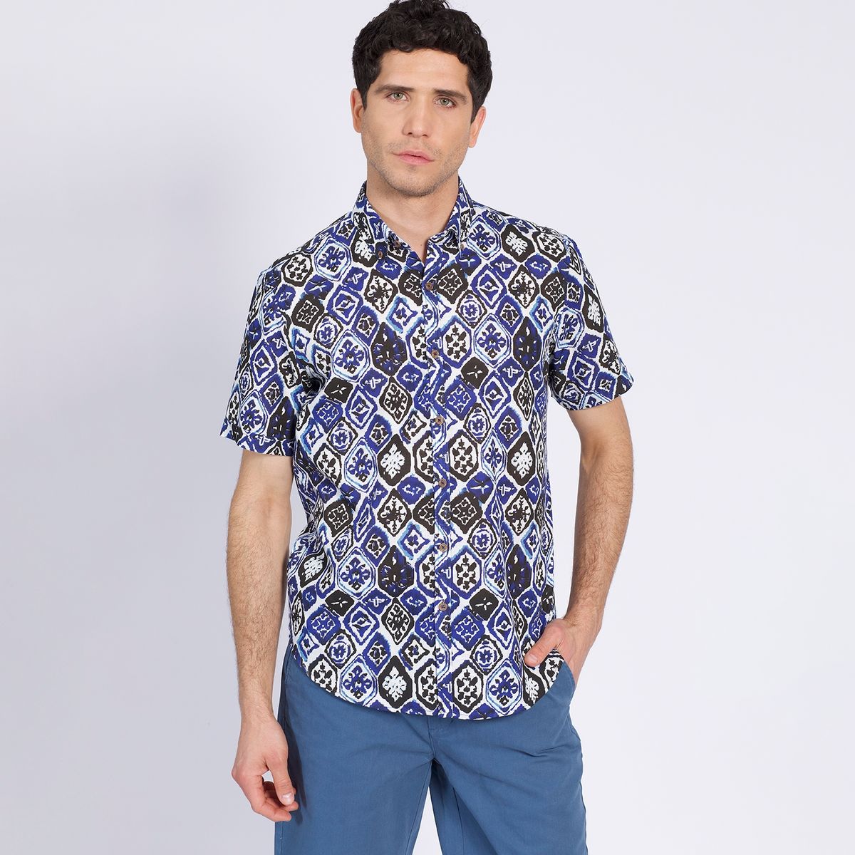 TRUVAL - Camisa Manga Corta Estampada Diseño Slim Fit Botón Cuello Azul TRUVAL