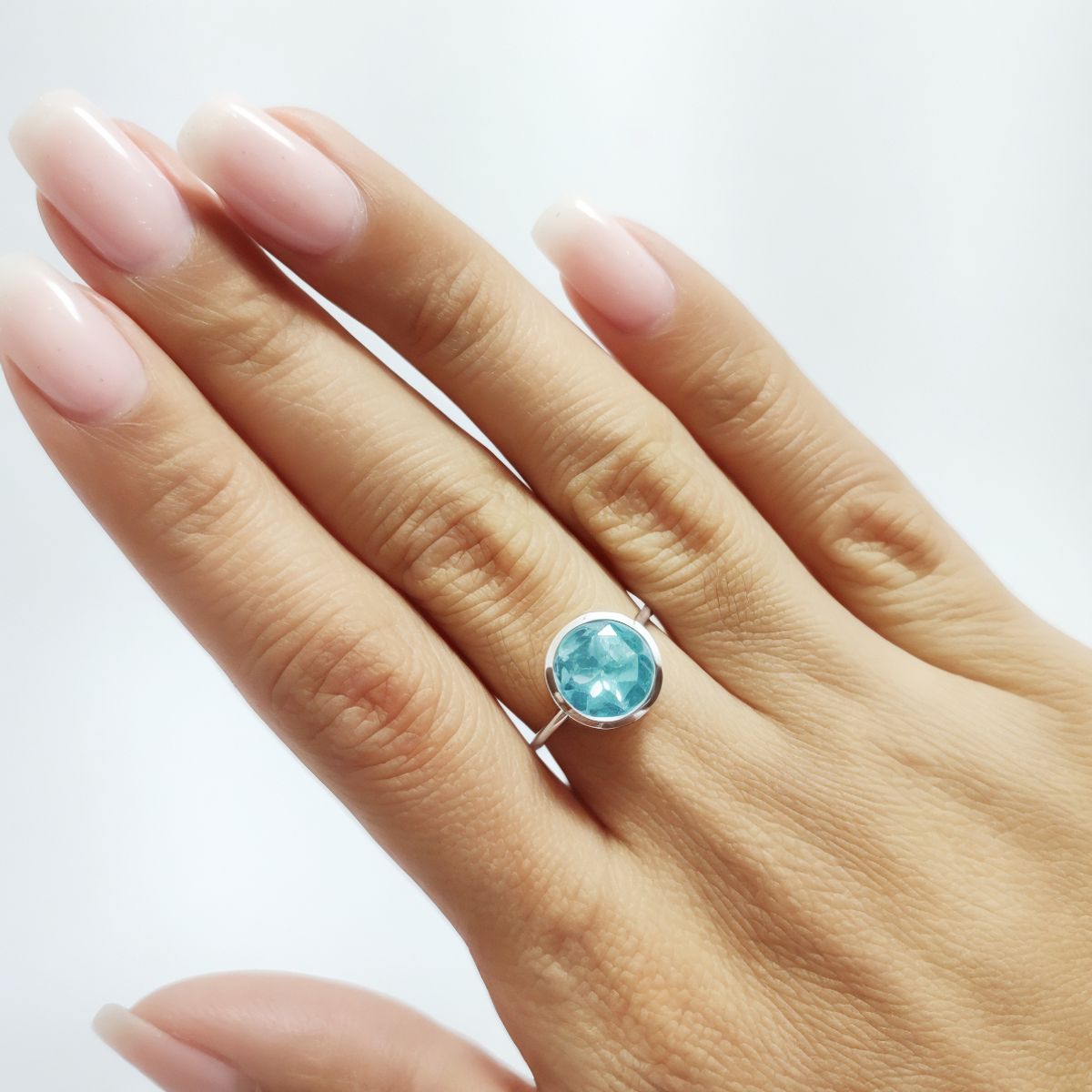 COGGIOLA - Anillo Shakti Topacio Celeste Plata Fina 925