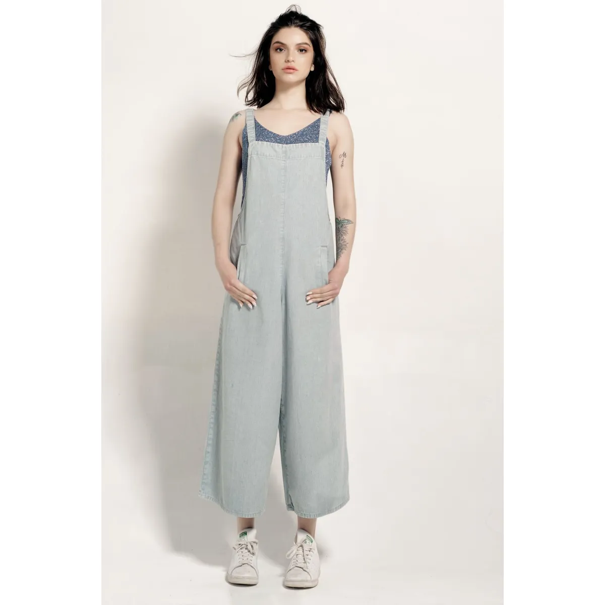 MOMCHIC - Enterito Celeste Juana