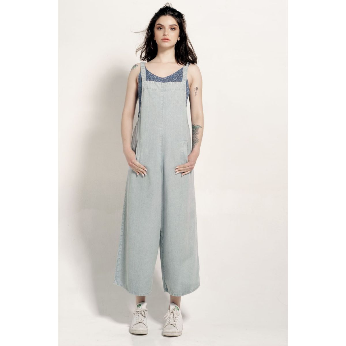 MOMCHIC - Enterito Celeste Juana