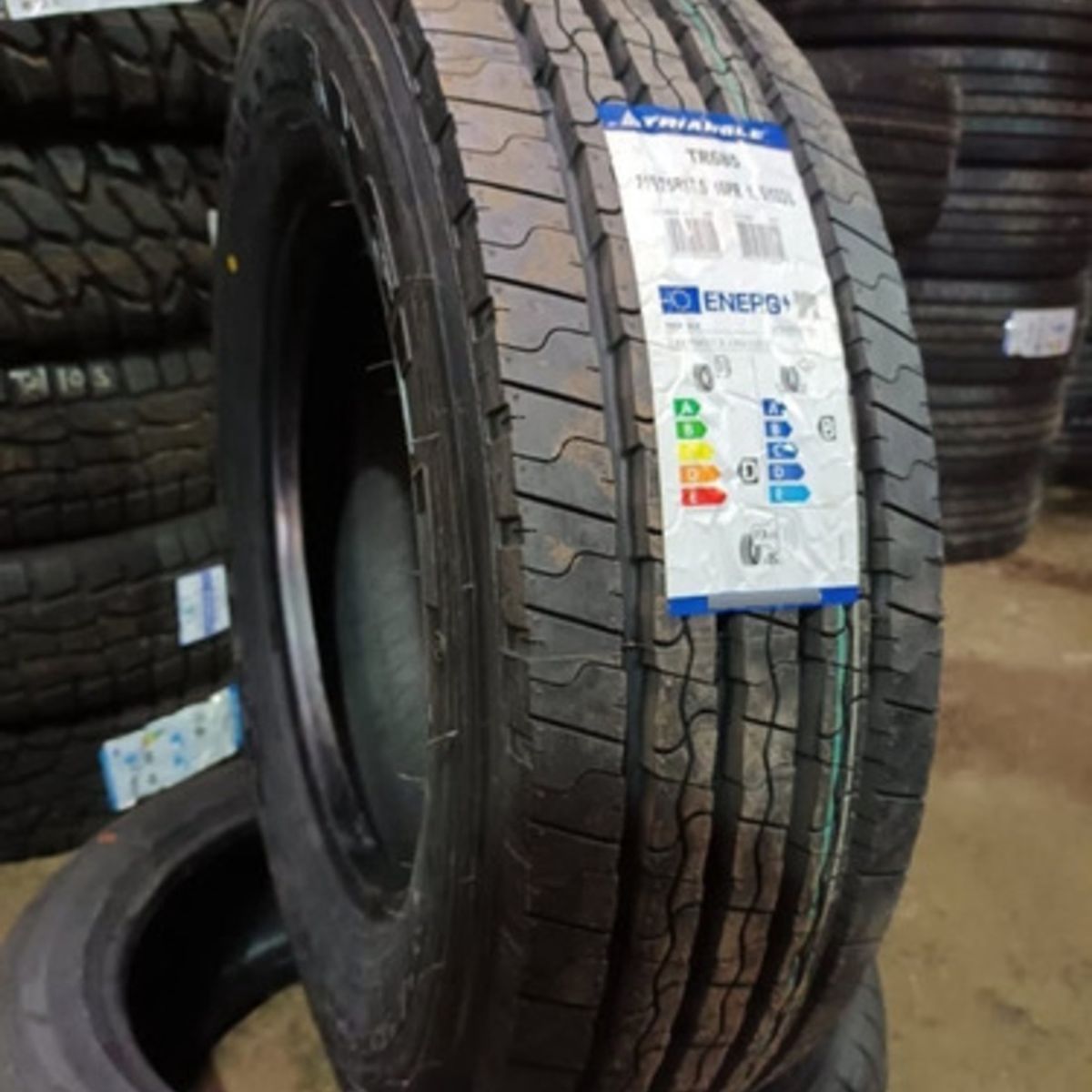 TRIANGLE - Neumatico 215/75 R17.5 16pr 127/124m Tr-685 Triangle TRIANGLE