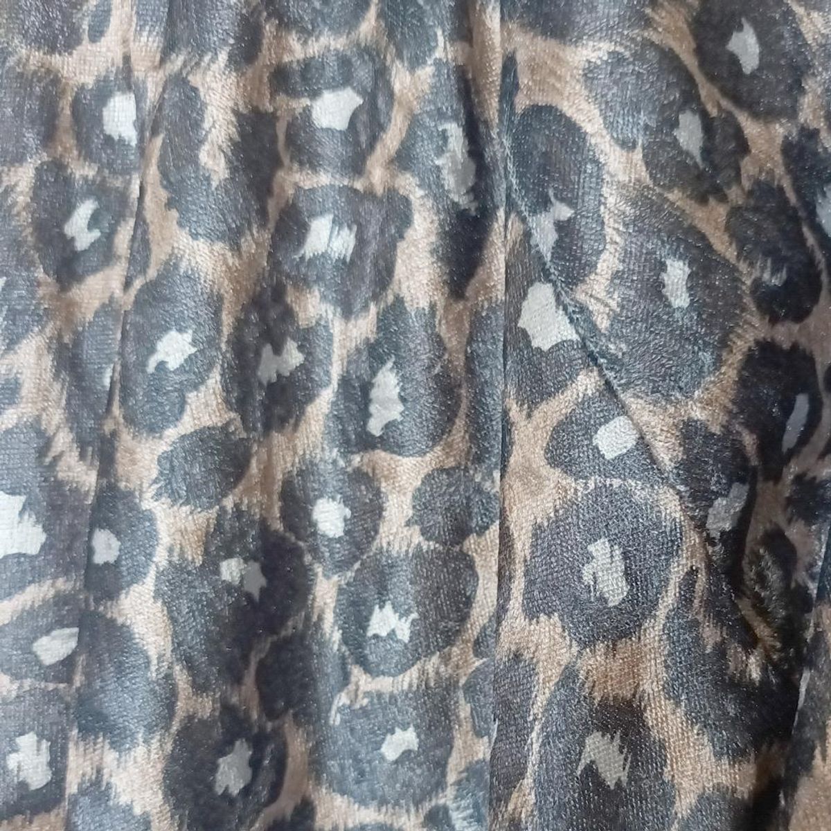 MARIA PASKARO - Tapado Kimono Verona Animal Brillante Terciopelo Maria Paskaro - Gris