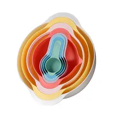 CRUSEC - Juego De 8 Tazones Anidados Con Medidoras Multifuncion Arcoiris