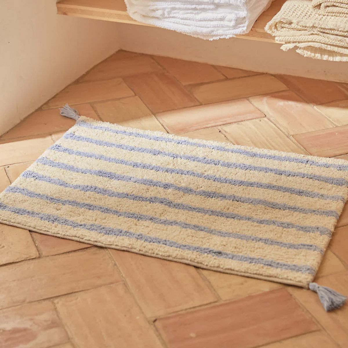 CALMA HOUSE - Piso de Baño Helios 50x70 Azul Calma House