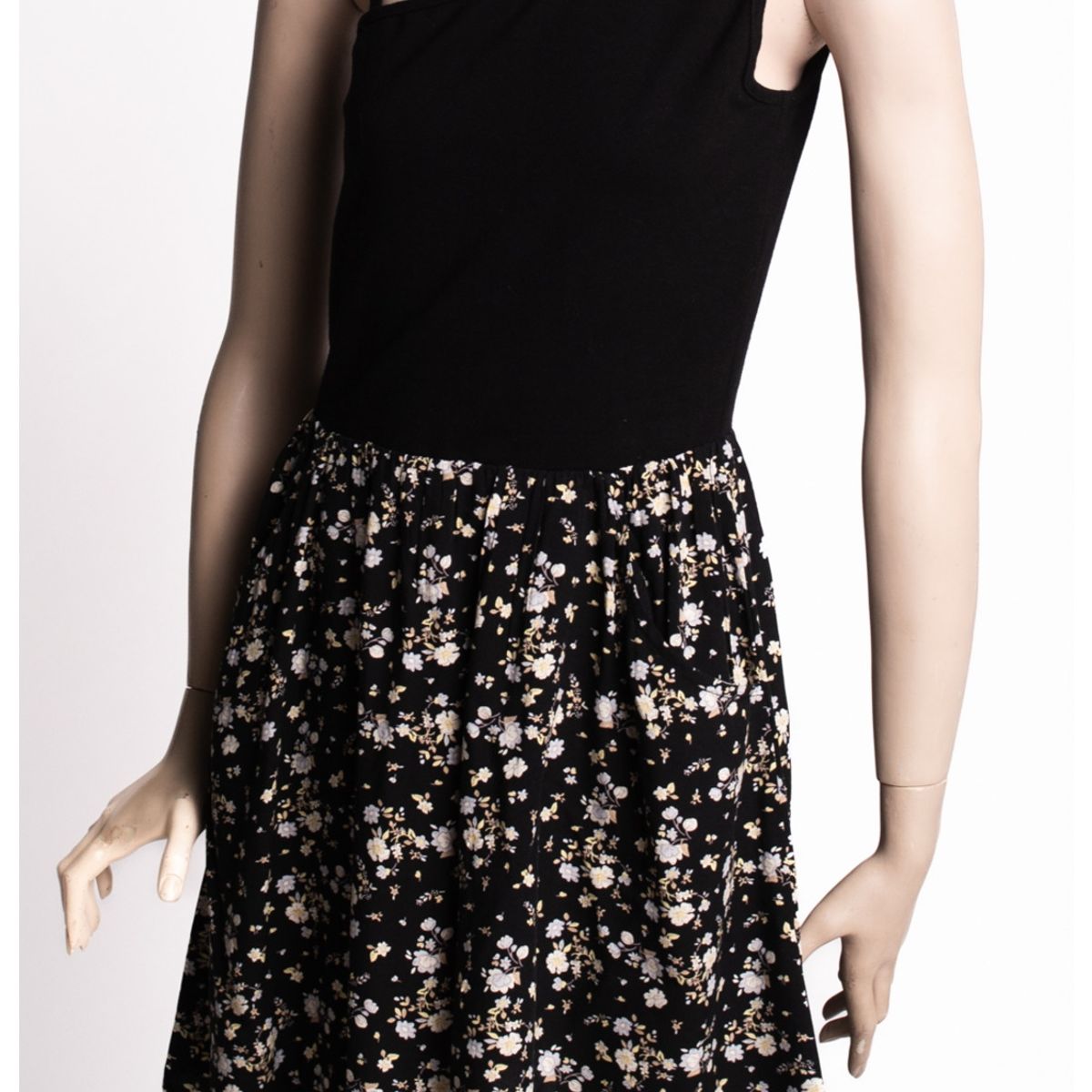 CACAO - Vestido Koral Bitela Escote Asimétrico Negro Cacao