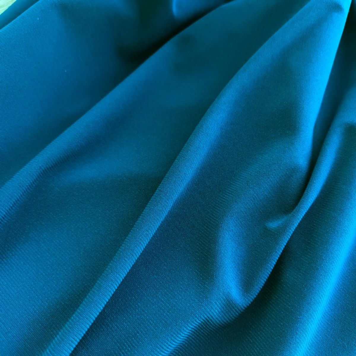 MARIA PASKARO - Vestido Largo Marken Petroleo Lycra Fria Vuelo Grande Maria Paskaro - Negro