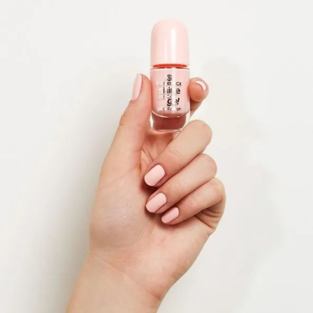 ESSENCE - Esmalte De Uñas Tradicional Peach Please