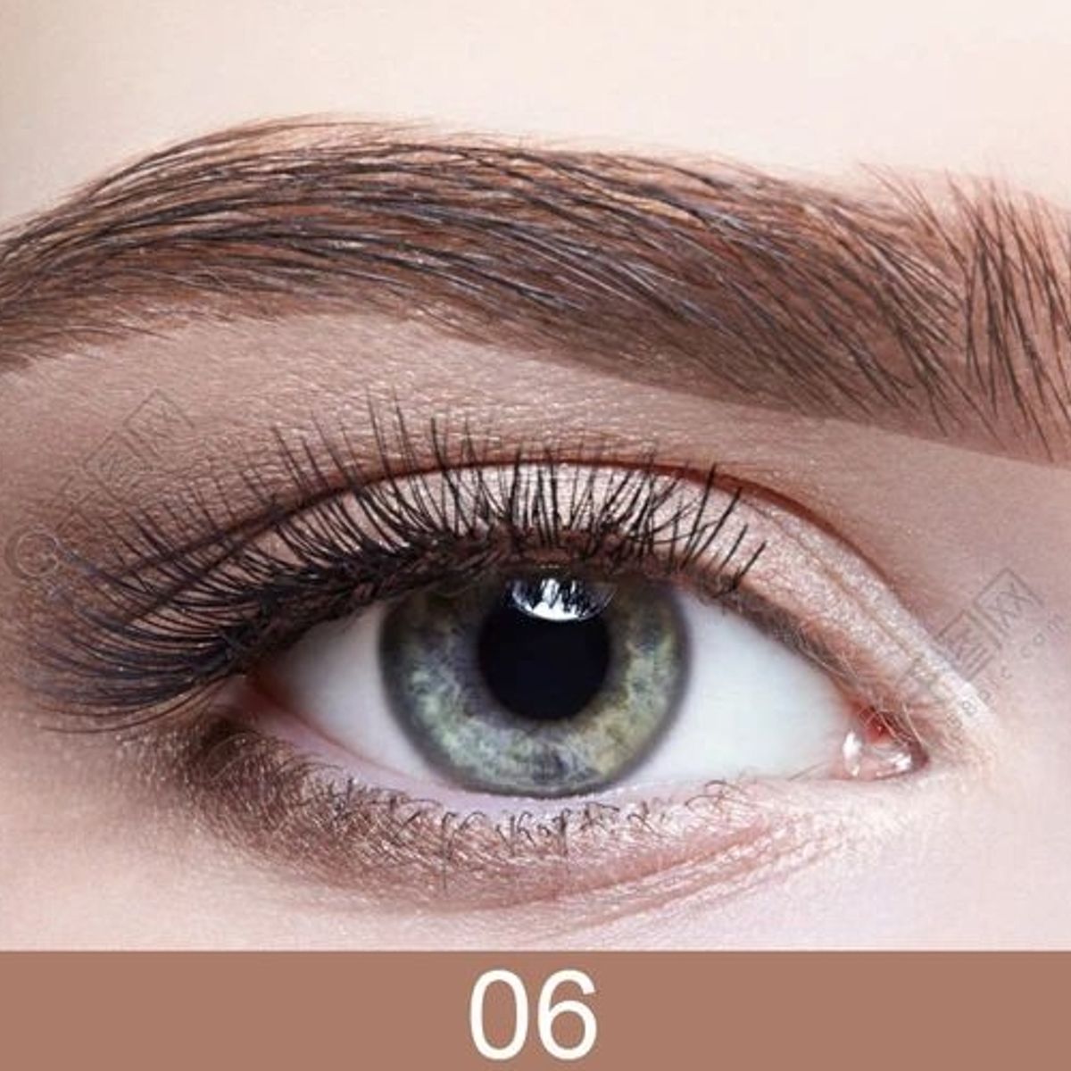 USHAS - Lápiz De Cejas Efecto Natural 06