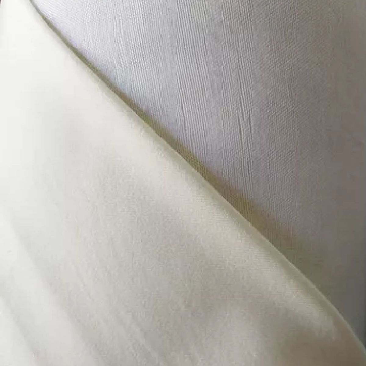 GENERICO - Respaldo Tubular al piso FELPA BLANCO CRUDO 2 PLAZAS