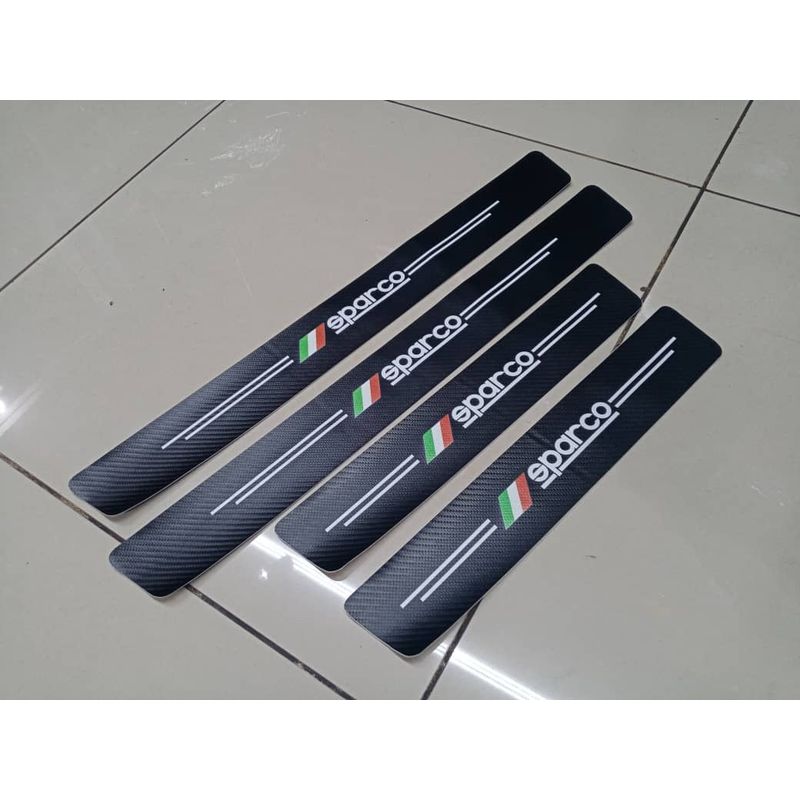 GENERICO - Cubre socalo pisaderas pegatina de fibra carbono sparco