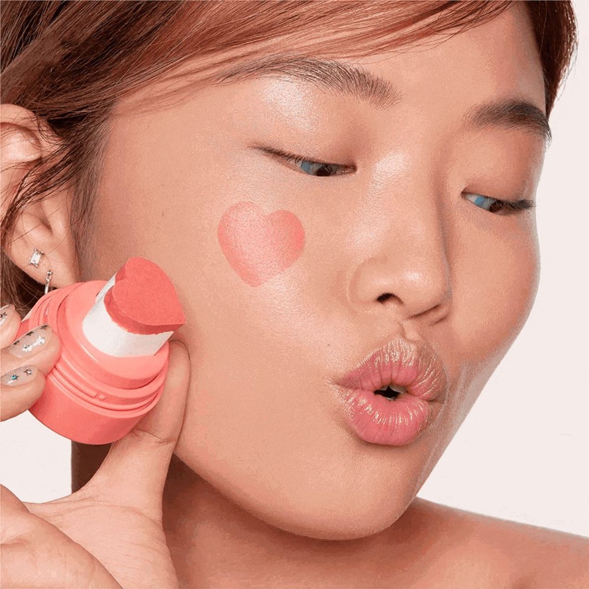 KAJA - Rubor Líquido Formato Cushion 03 Bossy Kaja