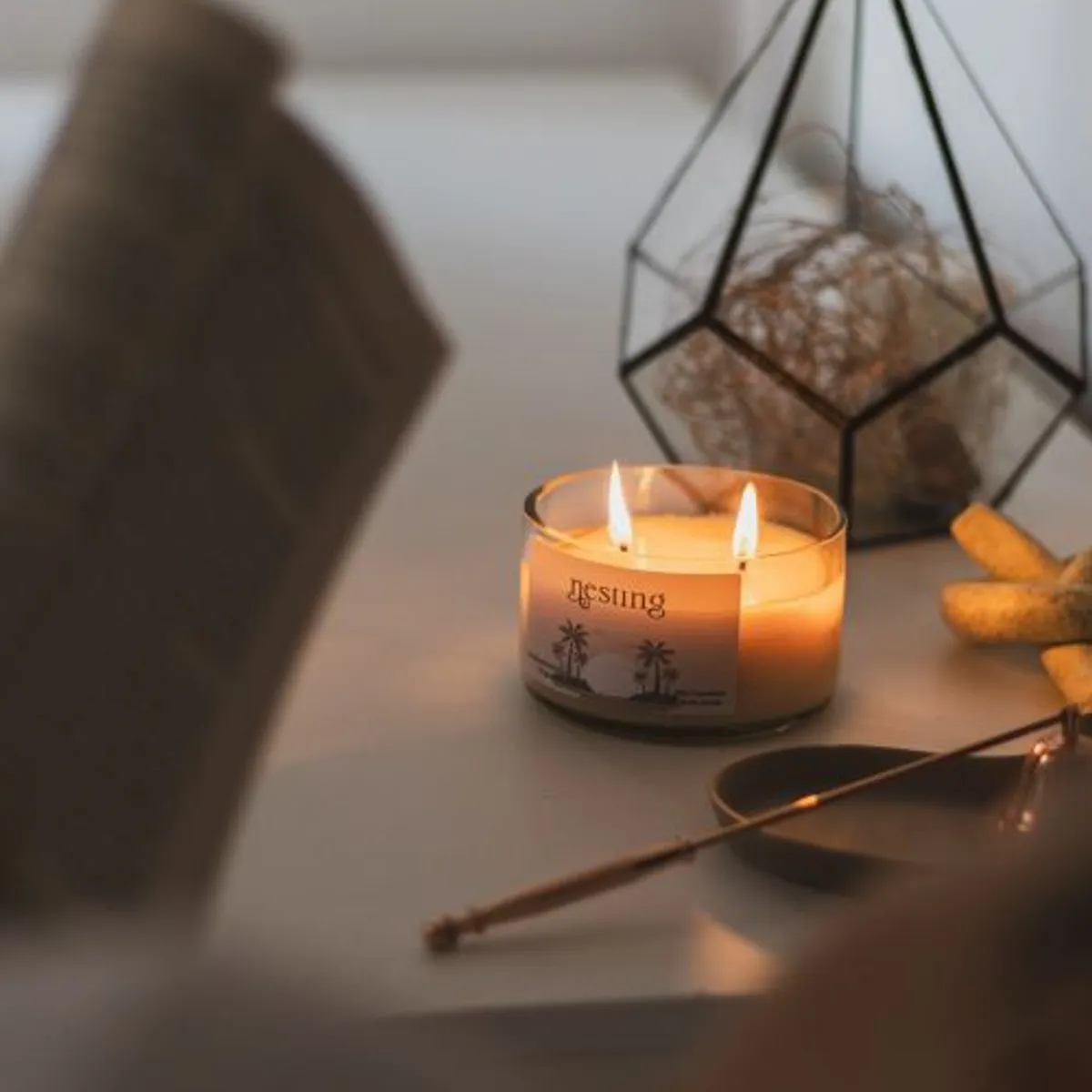 GENERICO - Vela hecha de cera de soja  Sun Kissed  by Nesting 400 ML