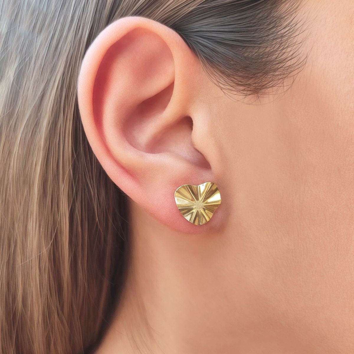 COGGIOLA - Aros Corazón Plisado Enchapado Oro 18K