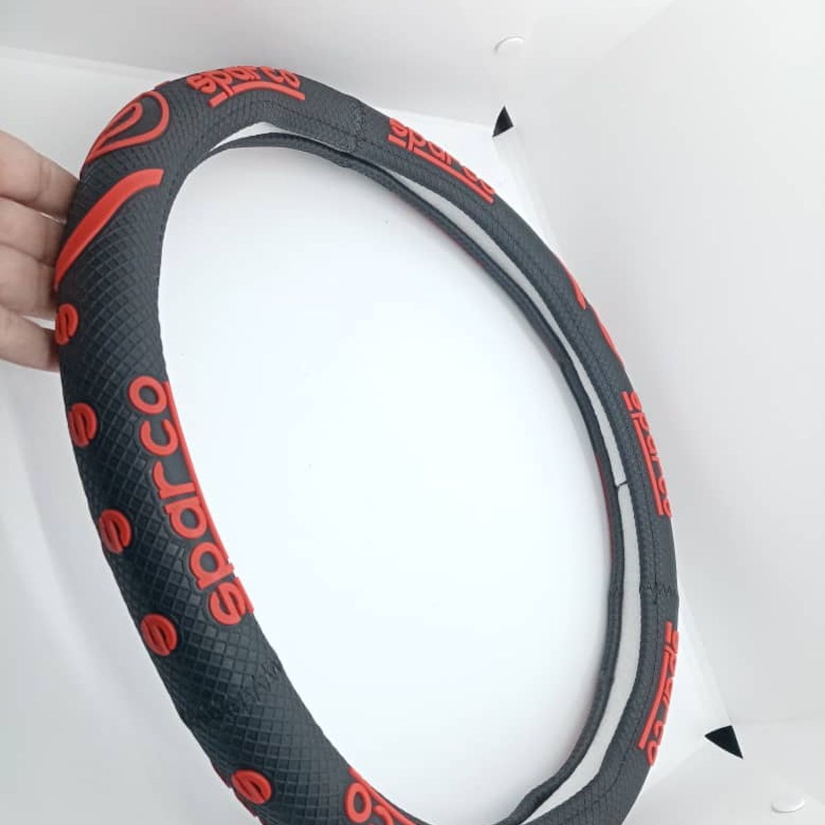 GENERICO - Forro cubre volantes de autos de goma letra sparco PEQUEÑA