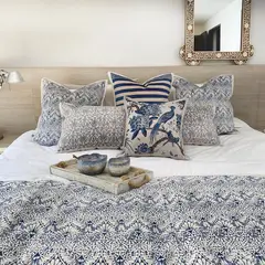 TUYO PRINT - Cojín Ave Azora - 45x45 -