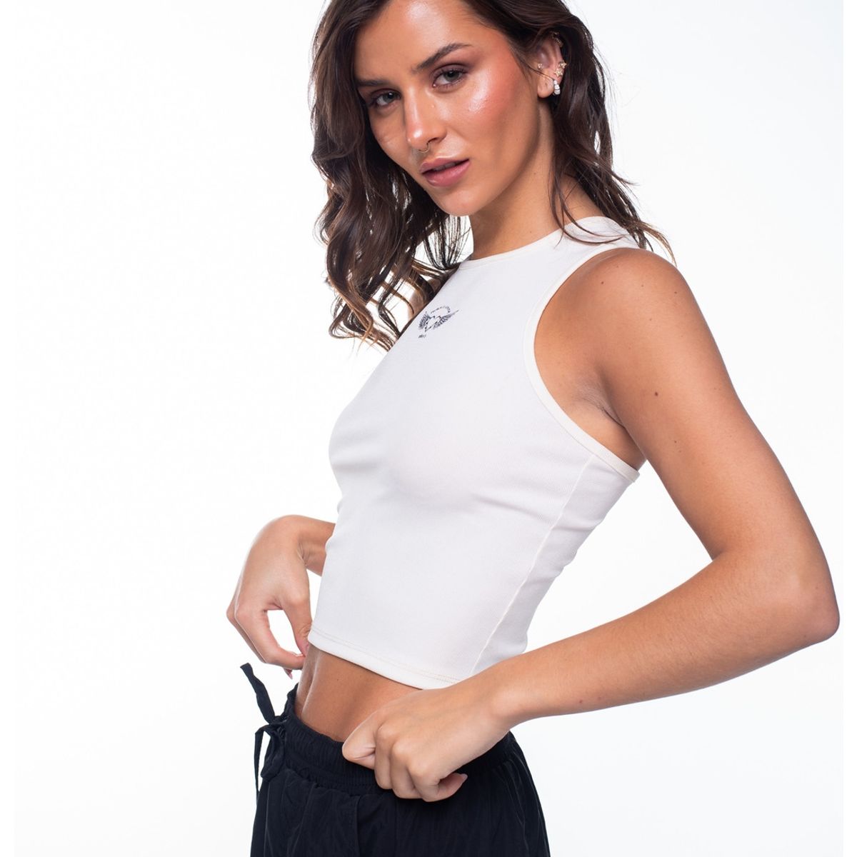 EFESIS - Polera Cora Crop Abertura Espalda Blanco Efesis