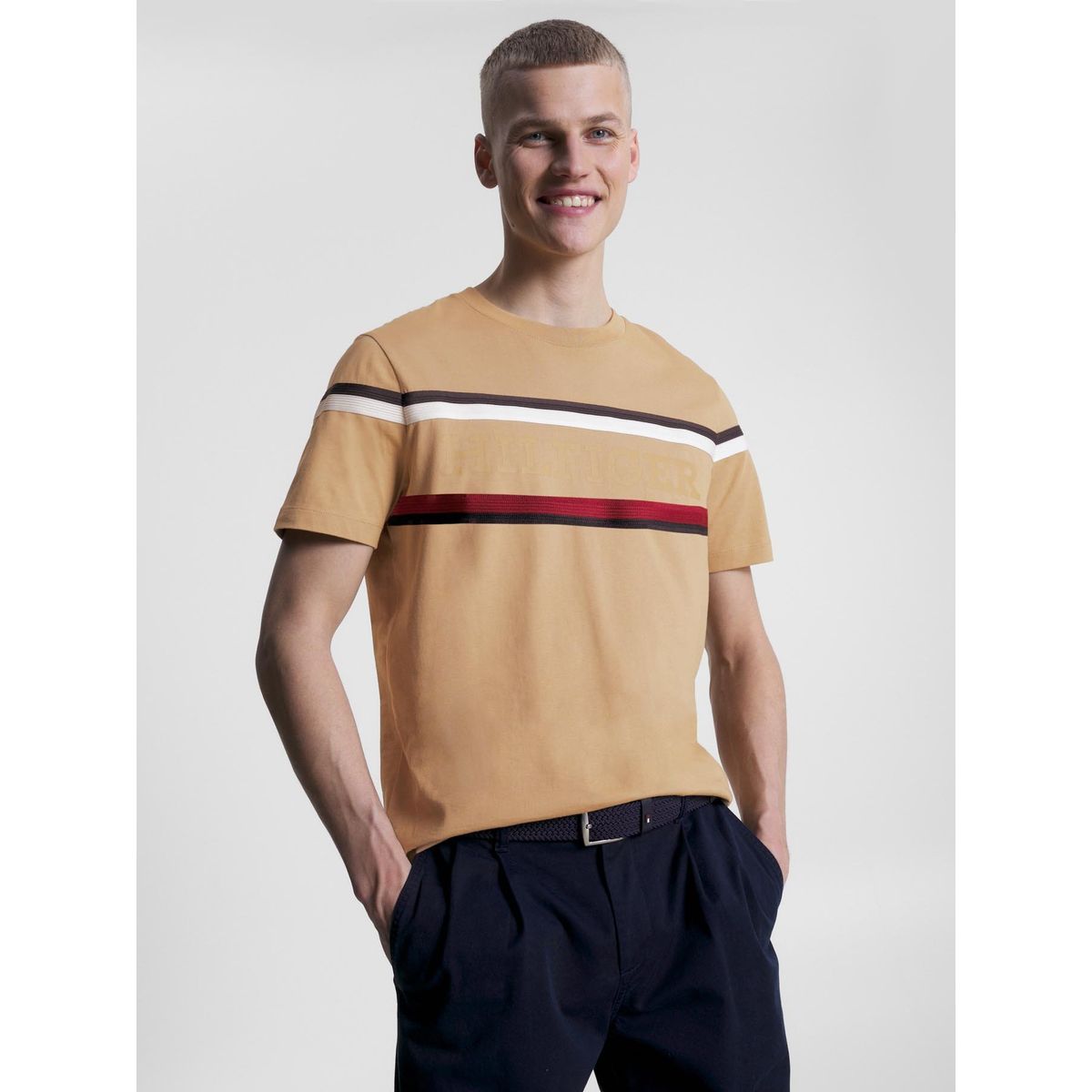 TOMMY HILFIGER - Polera Global Stripe Monotype Beige Tommy Hilfiger