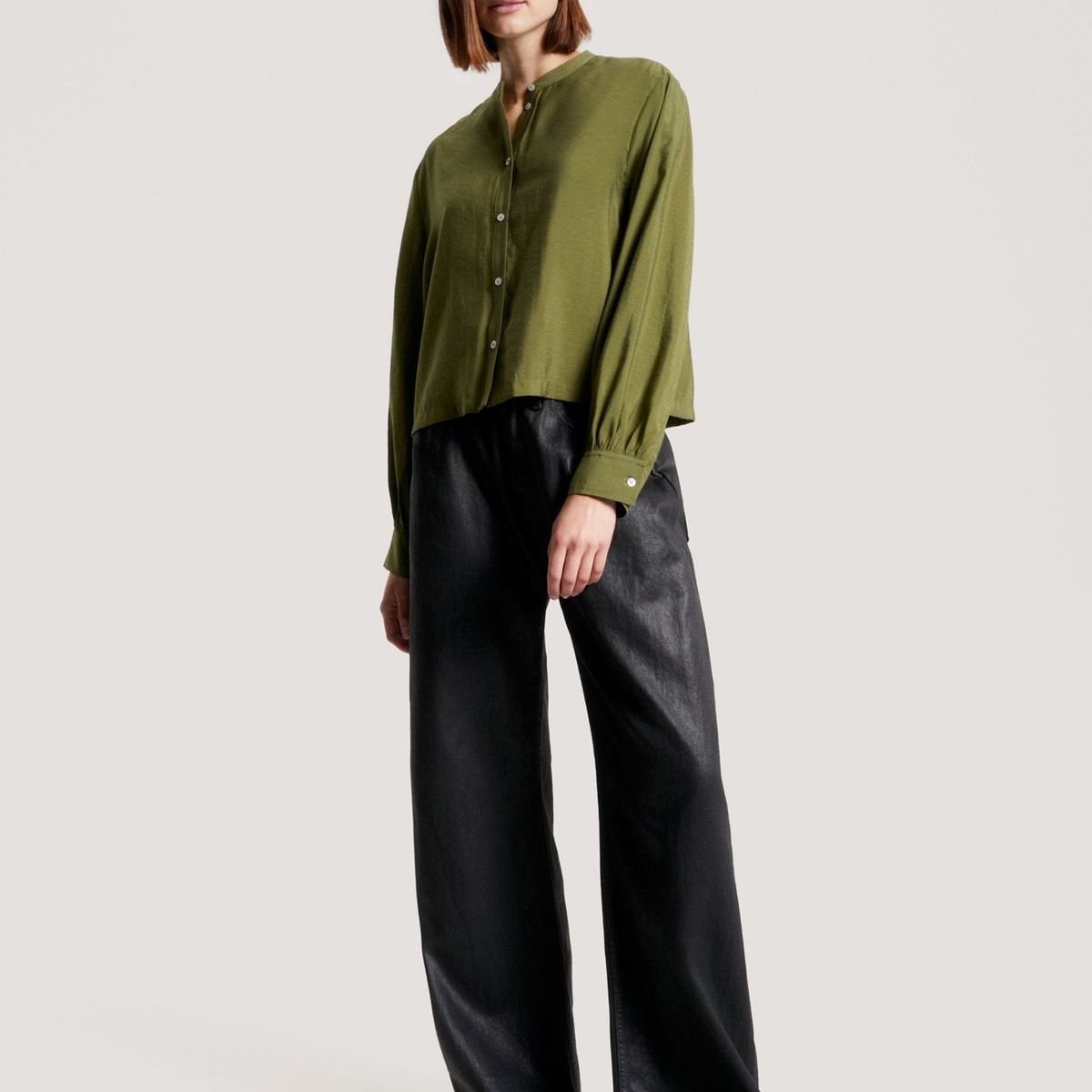 TOMMY HILFIGER - Camisa Sin Cuello Cropped Verde Tommy Hilfiger