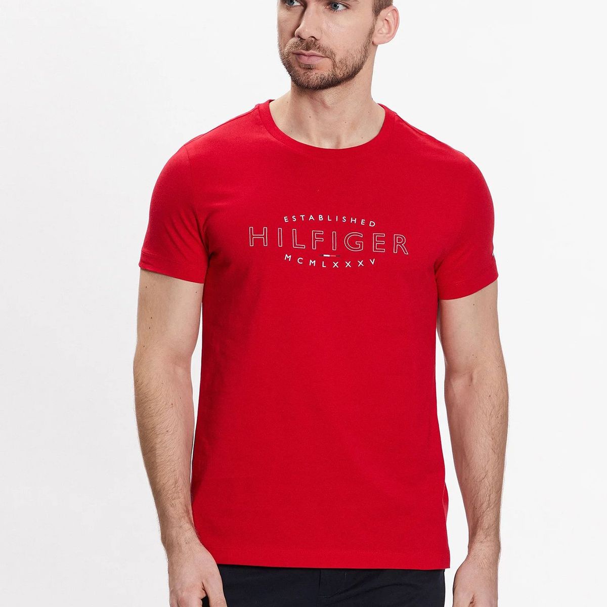 TOMMY HILFIGER - Polera Logo Curve Slim Fit Rojo Tommy Hilfiger